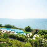 Mare Dei Ionian Semesteranläggning (resort)