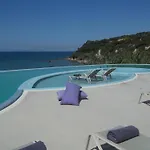 Mare Dei Ionian Skafidia