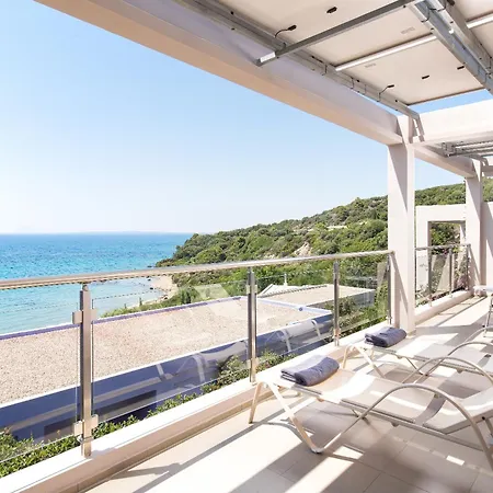 爱奥尼亚马雷代套房度假酒店 斯卡费迪亚