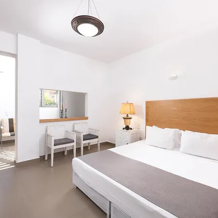 爱奥尼亚马雷代套房度假酒店 斯卡费迪亚