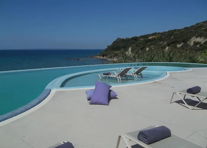 Mare Dei Ionian Skafidia